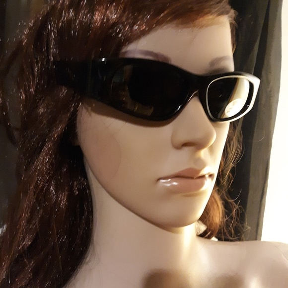 Black Plastic Framed Sunglasses w/ Dark Lenses - Picture 3 of 5